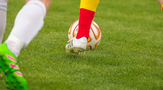 England: Missbrauchsskandal im Fußball